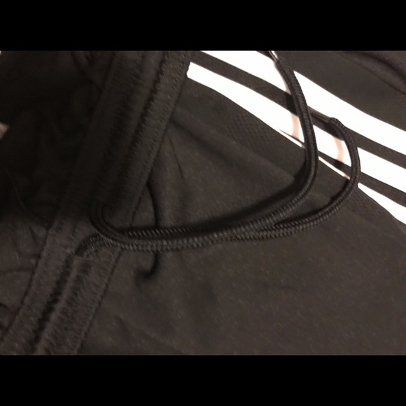 Adidas basketball Shorts - Picture 2 of 5